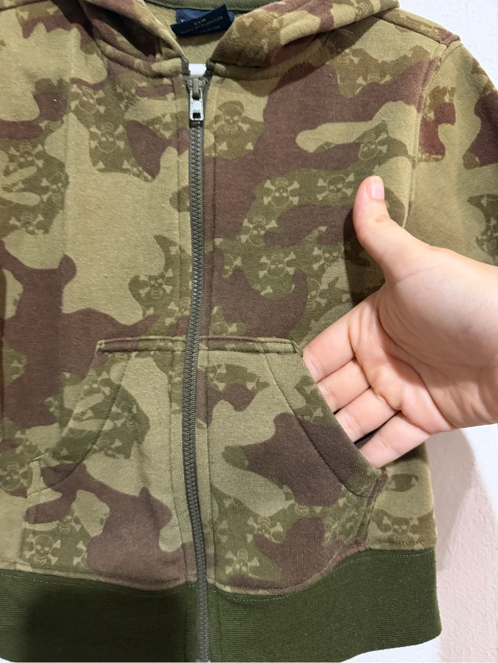 Faded Glory Olive & Brown Camo Zip Hoodie
